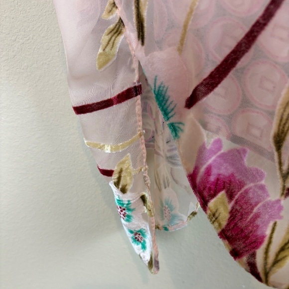 B. Boutique by Evergreen Sheer Cream Kimono with Pink/Gold Floral Accents - Picture 5 of 9